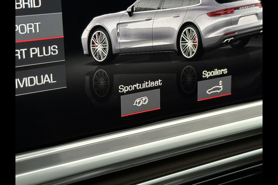 Porsche Panamera Sport Turismo 4.0 Turbo S E-Hybrid Keramisch Panoramadak Sportdesign Sportchrono Vossen 22”LM Krijt Grijs 680 PK! Porsche Panamera Sport Turismo 4.0 Turbo S E-Hybrid Keramisch Panoramadak Sportdesign Sportchrono Vossen 22”LM Krijt Grijs 680 PK!