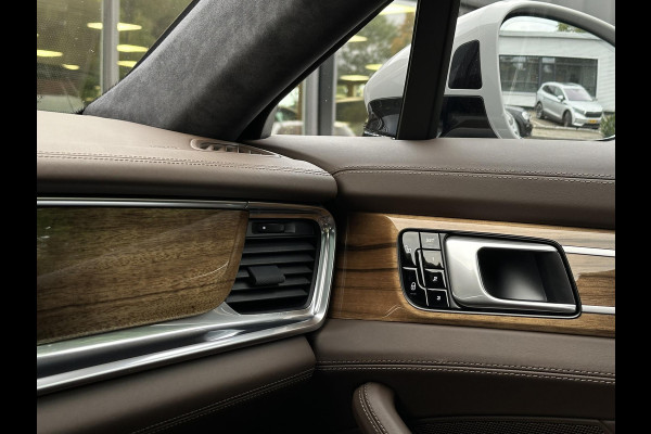 Porsche Panamera Sport Turismo 4.0 Turbo S E-Hybrid Keramisch Panoramadak Sportdesign Sportchrono Vossen 22”LM Krijt Grijs 680 PK! Porsche Panamera Sport Turismo 4.0 Turbo S E-Hybrid Keramisch Panoramadak Sportdesign Sportchrono Vossen 22”LM Krijt Grijs 680 PK!