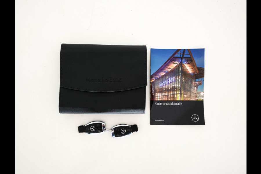 Mercedes-Benz CLA-Klasse AMG 45 4MATIC Ambition Aut. *PANO | AMG-AERO-PACK | RECARO-SPORTSEATS | MICROFIBRE | FULL-LED | MEMORY-PACK | HARMAN/KARDON-SURROUD | KEYLESS | HEATED-SEATS | NAVI-FULLMAP | SHIFT-PADDLES | 19''ALU*