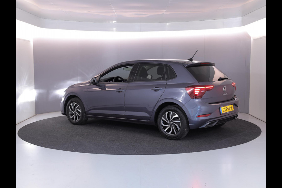 Volkswagen Polo 1.0 TSI Life Edition 95 pk | Verlengde garantie | Navigatie via App | Parkeersensoren achter | Achteruitrijcamera | Adaptieve cruise control | Volkswagen Polo 1.0 TSI Life Edition 95 pk | Verlengde garantie | Navigatie via App | Parkeersensoren achter | Achteruitrijcamera | Adaptieve cruise control |
