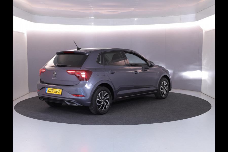 Volkswagen Polo 1.0 TSI Life Edition 95 pk | Verlengde garantie | Navigatie via App | Parkeersensoren achter | Achteruitrijcamera | Adaptieve cruise control | Volkswagen Polo 1.0 TSI Life Edition 95 pk | Verlengde garantie | Navigatie via App | Parkeersensoren achter | Achteruitrijcamera | Adaptieve cruise control |