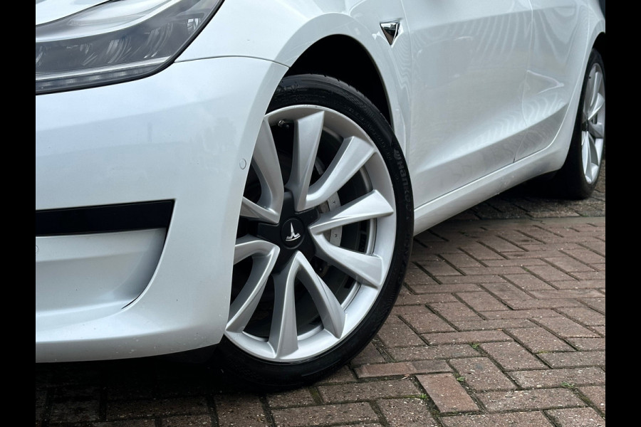 Tesla Model 3 Standard RWD Plus 60 kWh
