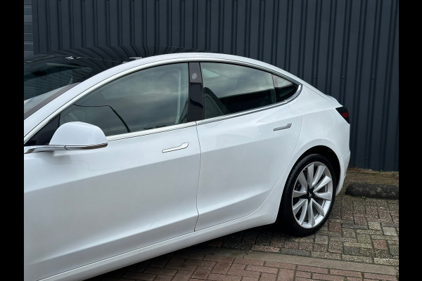 Tesla Model 3 Standard RWD Plus 60 kWh
