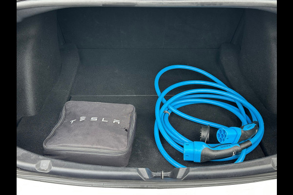 Tesla Model 3 Standard RWD Plus 60 kWh