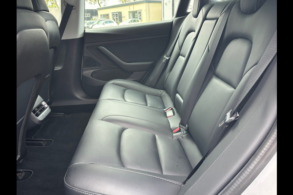 Tesla Model 3 Standard RWD Plus 60 kWh
