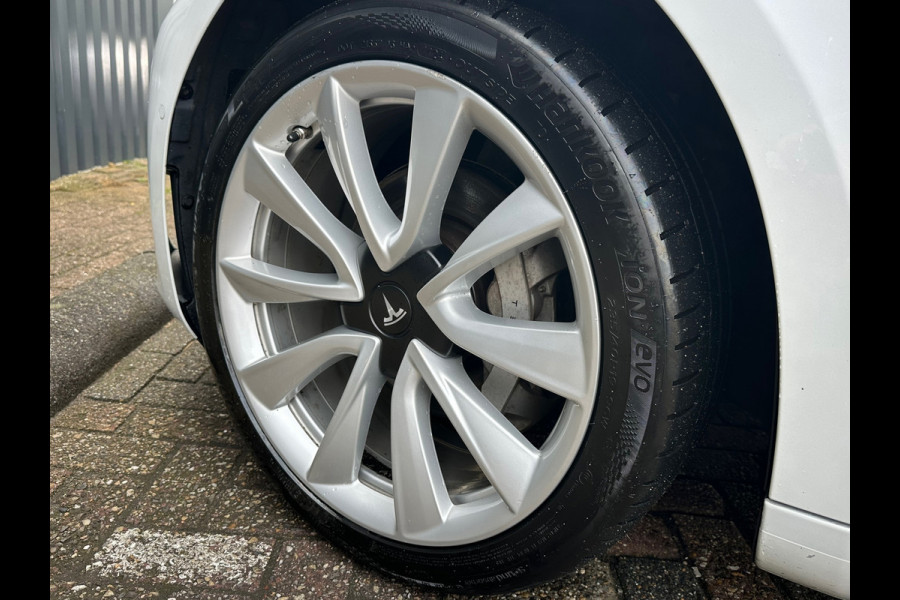 Tesla Model 3 Standard RWD Plus 60 kWh