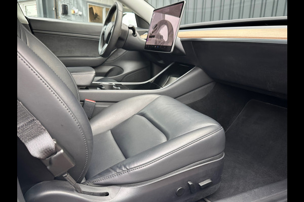 Tesla Model 3 Standard RWD Plus 60 kWh