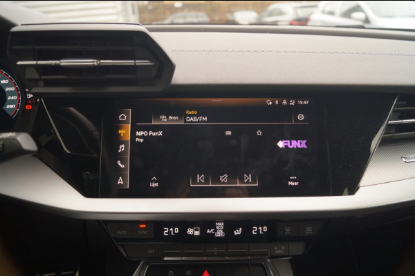 Audi A3 Sportback 30 TFSI Automaat S-Line Edition -NAVI-ECC-PDC-