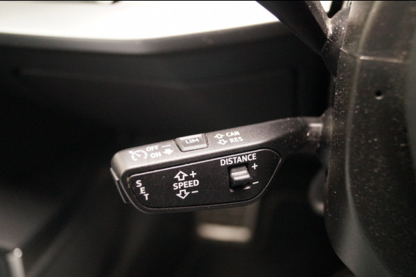 Audi A3 Sportback 30 TFSI Automaat S-Line Edition -NAVI-ECC-PDC-