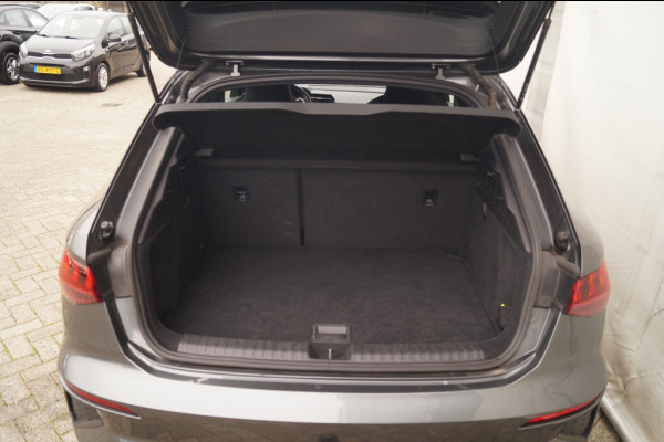 Audi A3 Sportback 30 TFSI Automaat S-Line Edition -NAVI-ECC-PDC-
