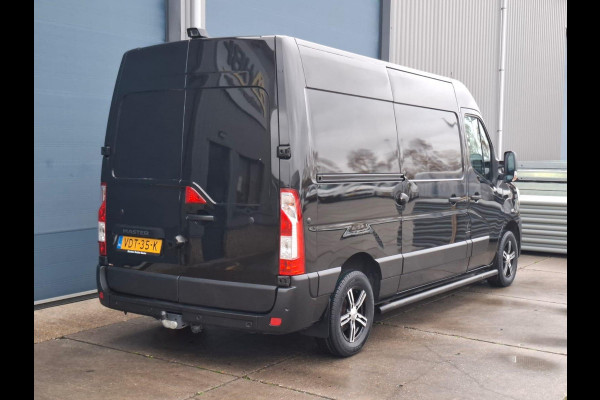 Renault Master T35 2.3 dCi 180 L2H2 Energy AIRCO / CRUISE CONTROLE / CAMERA / NAVI / TREKHAAK / 3 ZITS
