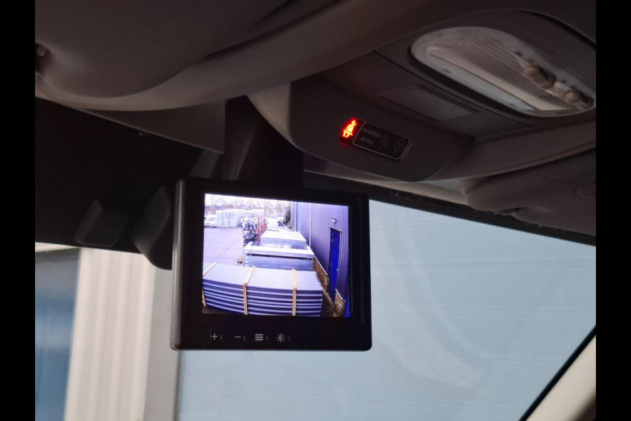 Renault Master T35 2.3 dCi 180 L2H2 Energy AIRCO / CRUISE CONTROLE / CAMERA / NAVI / TREKHAAK / 3 ZITS