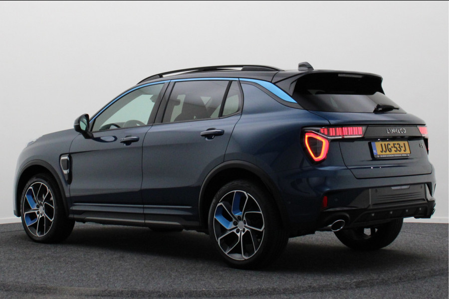 Lynk & Co 01 1.5 Plug-in Hybrid Automaat Two-Tone, Panoramadak, ACC, Keyless, Navigatie, PDC, LED, 20'' Lynk & Co 01 1.5 Plug-in Hybrid Automaat Two-Tone, Panoramadak, ACC, Keyless, Navigatie, PDC, LED, 20''