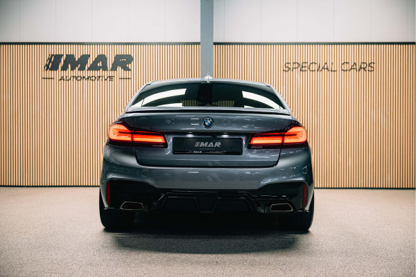 BMW 5 Serie 540i High Executive Edition | Pano | Head-Up | M-Sportpakket | Dealer Onderhouden | BMW 5 Serie 540i High Executive Edition | Pano | Head-Up | M-Sportpakket | Dealer Onderhouden |