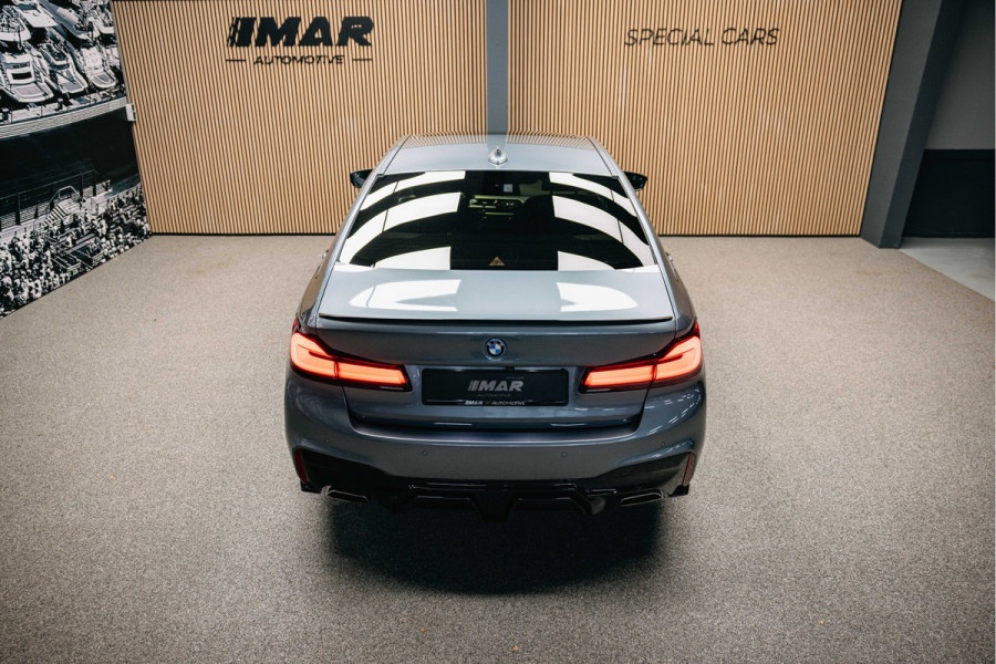 BMW 5 Serie 540i High Executive Edition | Pano | Head-Up | M-Sportpakket | Dealer Onderhouden | BMW 5 Serie 540i High Executive Edition | Pano | Head-Up | M-Sportpakket | Dealer Onderhouden |