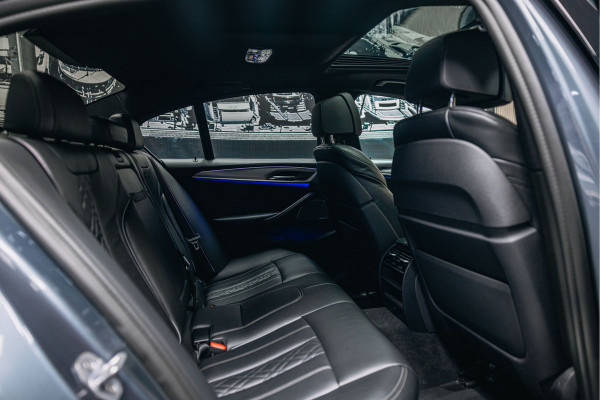 BMW 5 Serie 540i High Executive Edition | Pano | Head-Up | M-Sportpakket | Dealer Onderhouden | BMW 5 Serie 540i High Executive Edition | Pano | Head-Up | M-Sportpakket | Dealer Onderhouden |