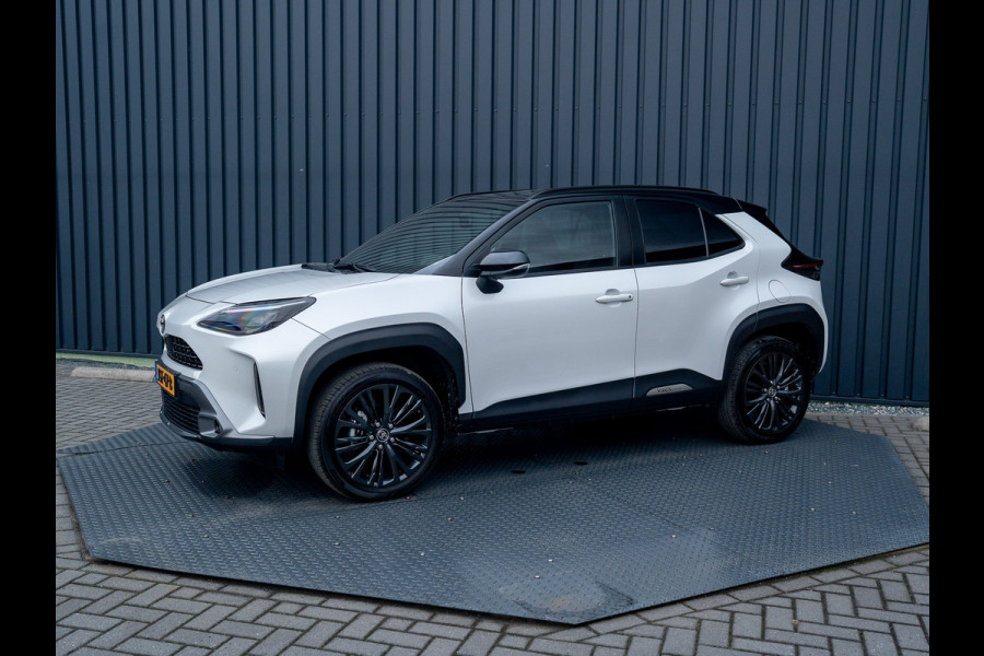 Toyota Yaris Cross 1.5 Hybrid AWD Adventure | Blind Spot | Stoel & Stuur verw. | Parkeersensoren | Prijs Rijklaar!!