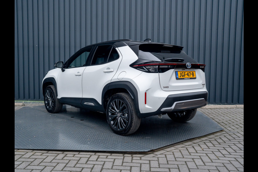 Toyota Yaris Cross 1.5 Hybrid AWD Adventure | Blind Spot | Stoel & Stuur verw. | Parkeersensoren | Prijs Rijklaar!!