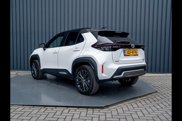 Toyota Yaris Cross 1.5 Hybrid AWD Adventure | Blind Spot | Stoel & Stuur verw. | Parkeersensoren | Prijs Rijklaar!!