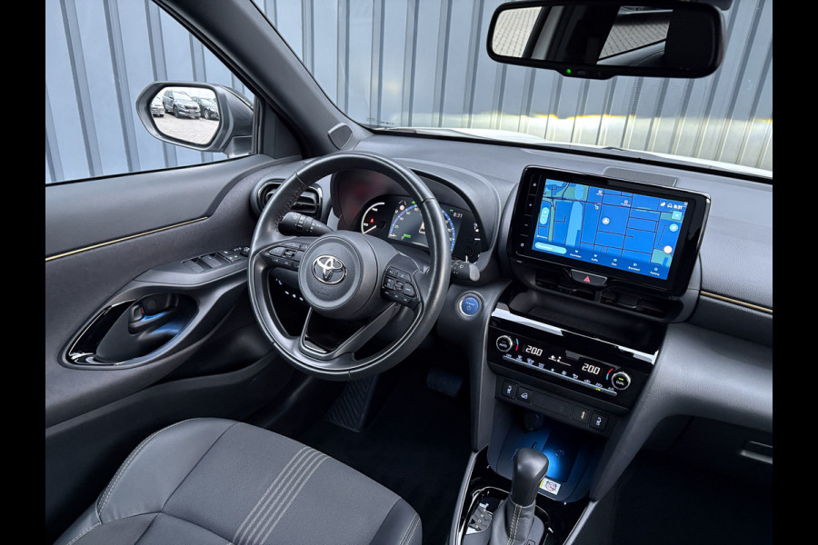 Toyota Yaris Cross 1.5 Hybrid AWD Adventure | Blind Spot | Stoel & Stuur verw. | Parkeersensoren | Prijs Rijklaar!!