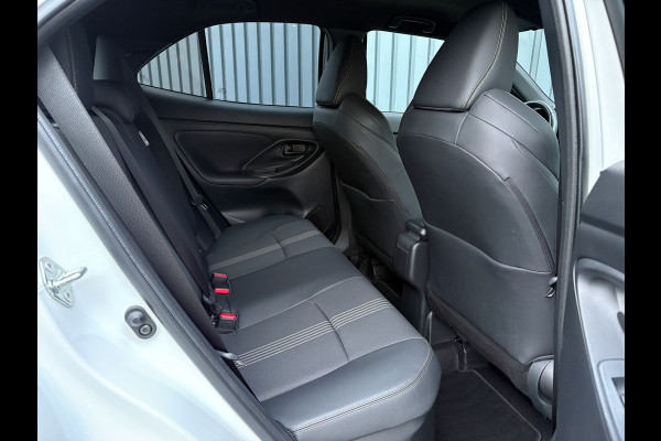 Toyota Yaris Cross 1.5 Hybrid AWD Adventure | Blind Spot | Stoel & Stuur verw. | Parkeersensoren | Prijs Rijklaar!!