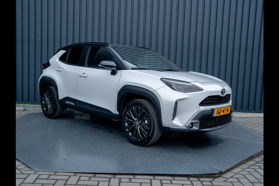 Toyota Yaris Cross 1.5 Hybrid AWD Adventure | Blind Spot | Stoel & Stuur verw. | Parkeersensoren | Prijs Rijklaar!!