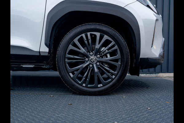 Toyota Yaris Cross 1.5 Hybrid AWD Adventure | Blind Spot | Stoel & Stuur verw. | Parkeersensoren | Prijs Rijklaar!!