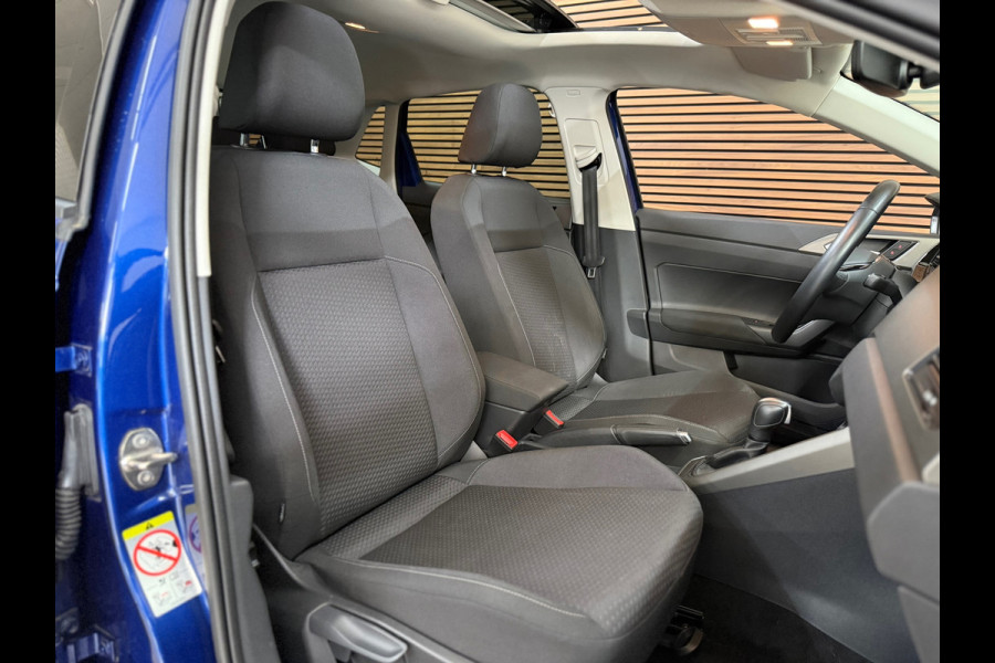 Volkswagen Polo 1.0 TSI Highline Automaat | Pano | Camera | LED | Adaptive Cruise | PDC voor + achter Volkswagen Polo 1.0 TSI Highline Automaat | Pano | Camera | LED | Adaptive Cruise | PDC voor + achter