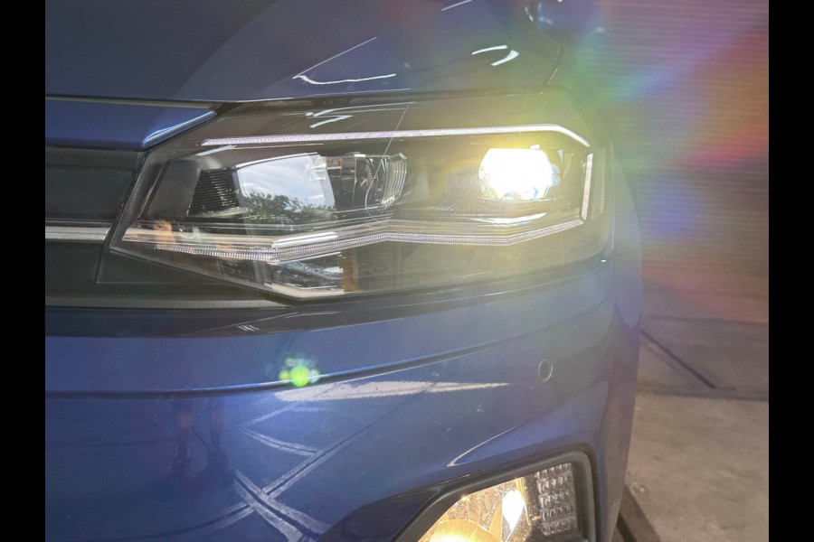 Volkswagen Polo 1.0 TSI Highline Automaat | Pano | Camera | LED | Adaptive Cruise | PDC voor + achter Volkswagen Polo 1.0 TSI Highline Automaat | Pano | Camera | LED | Adaptive Cruise | PDC voor + achter