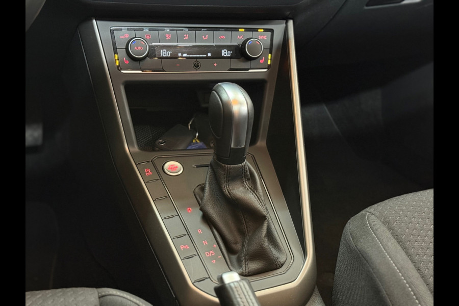 Volkswagen Polo 1.0 TSI Highline Automaat | Pano | Camera | LED | Adaptive Cruise | PDC voor + achter Volkswagen Polo 1.0 TSI Highline Automaat | Pano | Camera | LED | Adaptive Cruise | PDC voor + achter