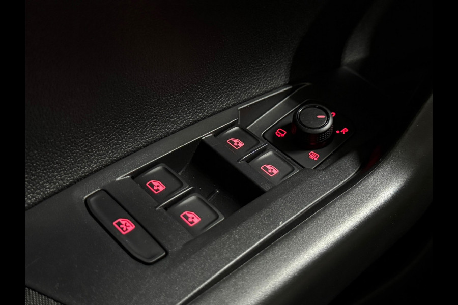 Volkswagen Polo 1.0 TSI Highline Automaat | Pano | Camera | LED | Adaptive Cruise | PDC voor + achter Volkswagen Polo 1.0 TSI Highline Automaat | Pano | Camera | LED | Adaptive Cruise | PDC voor + achter