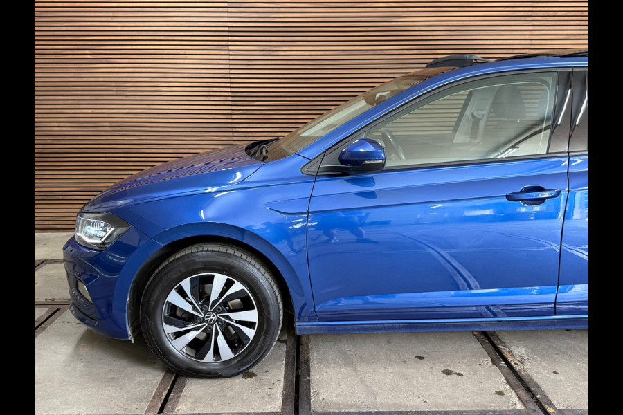 Volkswagen Polo 1.0 TSI Highline Automaat | Pano | Camera | LED | Adaptive Cruise | PDC voor + achter Volkswagen Polo 1.0 TSI Highline Automaat | Pano | Camera | LED | Adaptive Cruise | PDC voor + achter