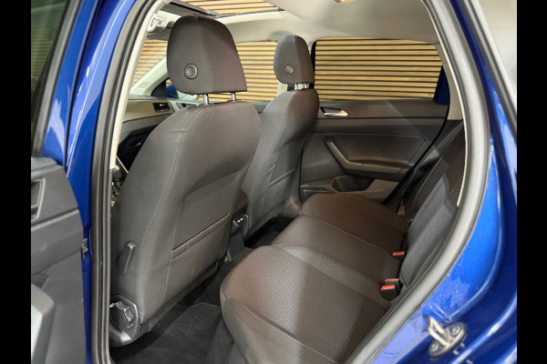 Volkswagen Polo 1.0 TSI Highline Automaat | Pano | Camera | LED | Adaptive Cruise | PDC voor + achter Volkswagen Polo 1.0 TSI Highline Automaat | Pano | Camera | LED | Adaptive Cruise | PDC voor + achter