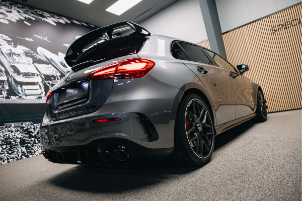 Mercedes-Benz A-Klasse AMG 45 S 4MATIC+ | Pano | Sportstoelen | Burmester | Stuurverwarming | Mercedes-Benz A-Klasse AMG 45 S 4MATIC+ | Pano | Sportstoelen | Burmester | Stuurverwarming |