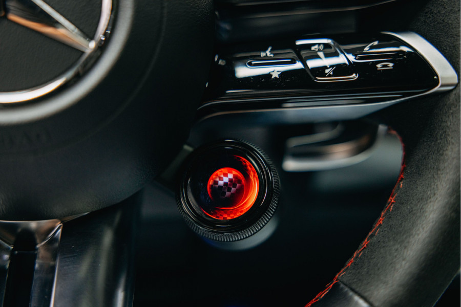 Mercedes-Benz A-Klasse AMG 45 S 4MATIC+ | Pano | Sportstoelen | Burmester | Stuurverwarming | Mercedes-Benz A-Klasse AMG 45 S 4MATIC+ | Pano | Sportstoelen | Burmester | Stuurverwarming |