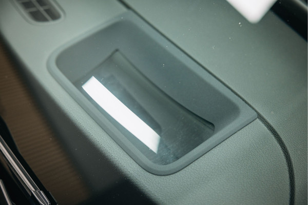 Mercedes-Benz A-Klasse AMG 45 S 4MATIC+ | Pano | Sportstoelen | Burmester | Stuurverwarming | Mercedes-Benz A-Klasse AMG 45 S 4MATIC+ | Pano | Sportstoelen | Burmester | Stuurverwarming |