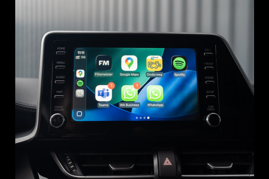 Toyota C-HR 1.8 Hybrid GR-Sport | Blind Spot | Stuur & Stoel verw. | Full LED | Prijs Rijklaar!! Toyota C-HR 1.8 Hybrid GR-Sport | Blind Spot | Stuur & Stoel verw. | Full LED | Prijs Rijklaar!!