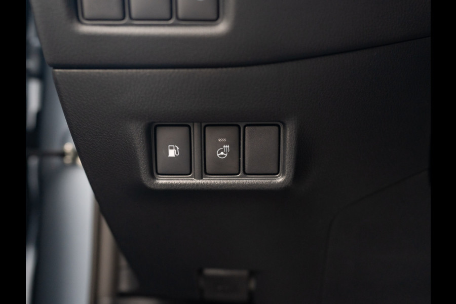 Toyota C-HR 1.8 Hybrid GR-Sport | Blind Spot | Stuur & Stoel verw. | Full LED | Prijs Rijklaar!! Toyota C-HR 1.8 Hybrid GR-Sport | Blind Spot | Stuur & Stoel verw. | Full LED | Prijs Rijklaar!!