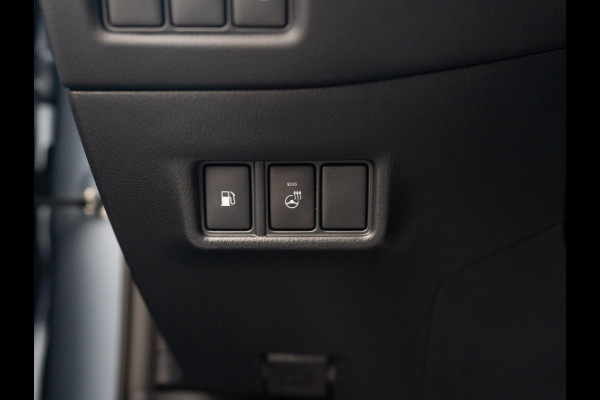 Toyota C-HR 1.8 Hybrid GR-Sport | Blind Spot | Stuur & Stoel verw. | Full LED | Prijs Rijklaar!! Toyota C-HR 1.8 Hybrid GR-Sport | Blind Spot | Stuur & Stoel verw. | Full LED | Prijs Rijklaar!!