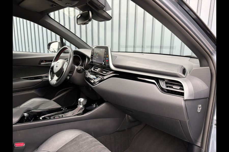 Toyota C-HR 1.8 Hybrid GR-Sport | Blind Spot | Stuur & Stoel verw. | Full LED | Prijs Rijklaar!! Toyota C-HR 1.8 Hybrid GR-Sport | Blind Spot | Stuur & Stoel verw. | Full LED | Prijs Rijklaar!!