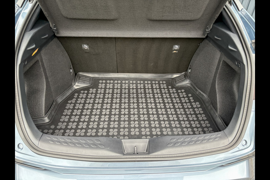 Toyota C-HR 1.8 Hybrid GR-Sport | Blind Spot | Stuur & Stoel verw. | Full LED | Prijs Rijklaar!! Toyota C-HR 1.8 Hybrid GR-Sport | Blind Spot | Stuur & Stoel verw. | Full LED | Prijs Rijklaar!!