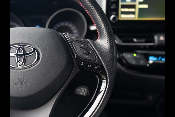 Toyota C-HR 1.8 Hybrid GR-Sport | Blind Spot | Stuur & Stoel verw. | Full LED | Prijs Rijklaar!! Toyota C-HR 1.8 Hybrid GR-Sport | Blind Spot | Stuur & Stoel verw. | Full LED | Prijs Rijklaar!!