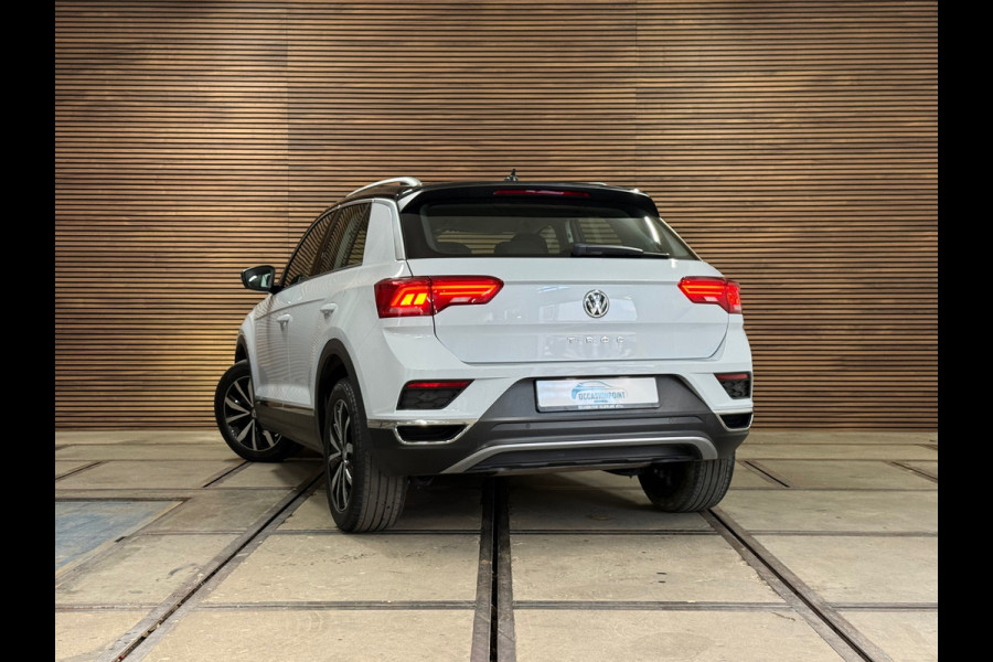 Volkswagen T-Roc 1.0 TSI Style | Virtual Cockpit | LED | Carplay | PDC voor + achter | Style Plus Pakket