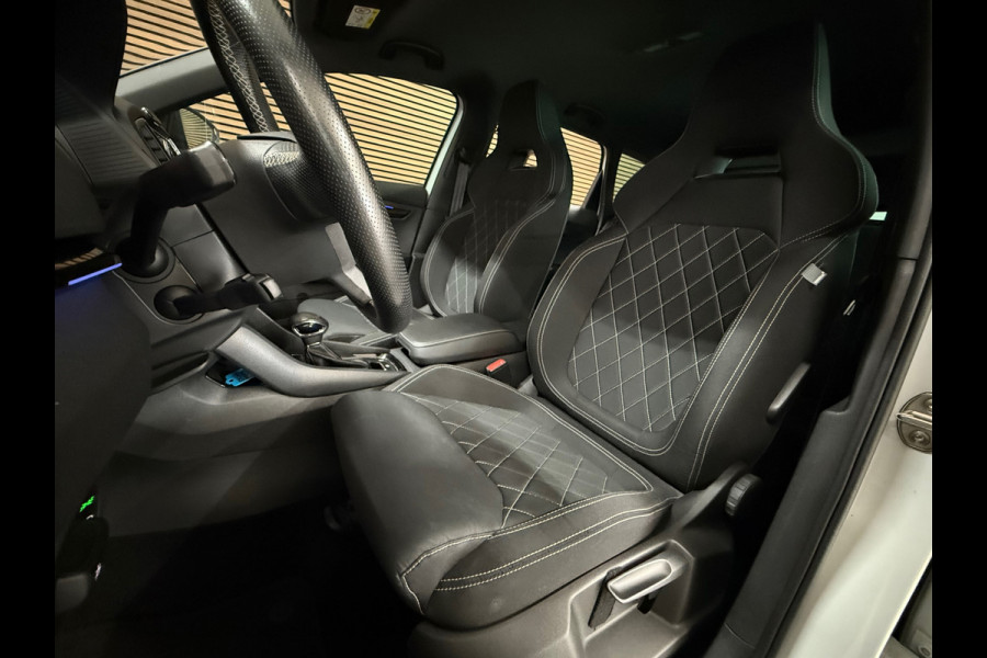 Škoda Karoq 1.5 TSI DSG 4x4 Sportline Business | 1800KG Trekgewicht | Carplay | Sportstoelen | Camera