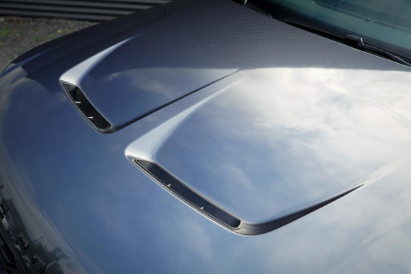 Land Rover Range Rover Sport 5.0 V8 SVR 575 PK / SVO Lak / Pano / Alcantara / Carbon / Trekhaak Land Rover Range Rover Sport 5.0 V8 SVR 575 PK / SVO Lak / Pano / Alcantara / Carbon / Trekhaak