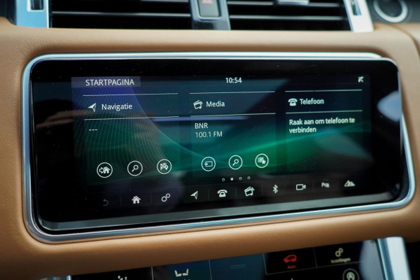 Land Rover Range Rover Sport 5.0 V8 SVR 575 PK / SVO Lak / Pano / Alcantara / Carbon / Trekhaak Land Rover Range Rover Sport 5.0 V8 SVR 575 PK / SVO Lak / Pano / Alcantara / Carbon / Trekhaak