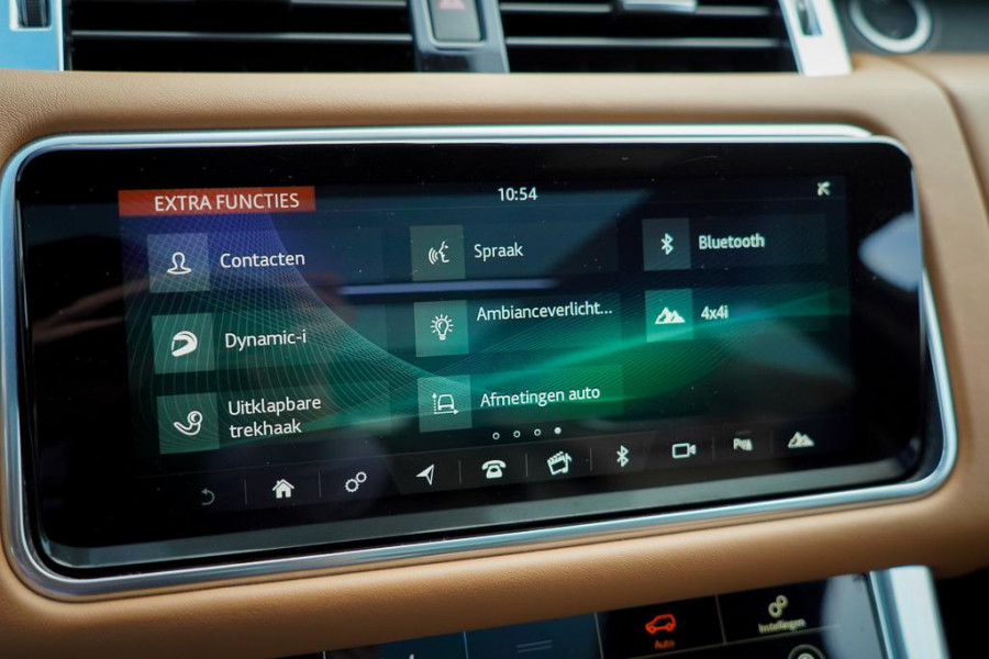 Land Rover Range Rover Sport 5.0 V8 SVR 575 PK / SVO Lak / Pano / Alcantara / Carbon / Trekhaak Land Rover Range Rover Sport 5.0 V8 SVR 575 PK / SVO Lak / Pano / Alcantara / Carbon / Trekhaak