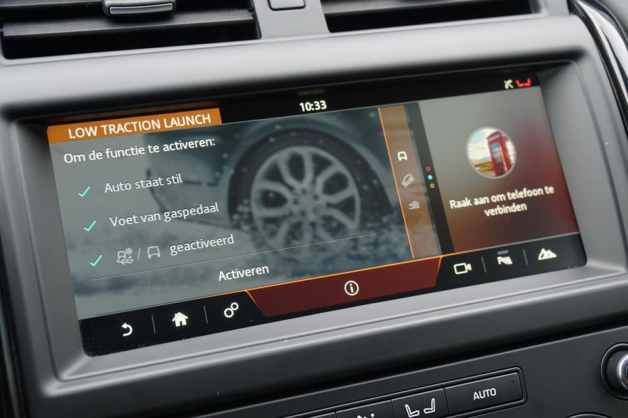 Land Rover Discovery 2.0 Sd4 / GRIJS KENTEKEN / TREKHAAK / CAMERA / STOELVERWARMING Land Rover Discovery 2.0 Sd4 / GRIJS KENTEKEN / TREKHAAK / CAMERA / STOELVERWARMING