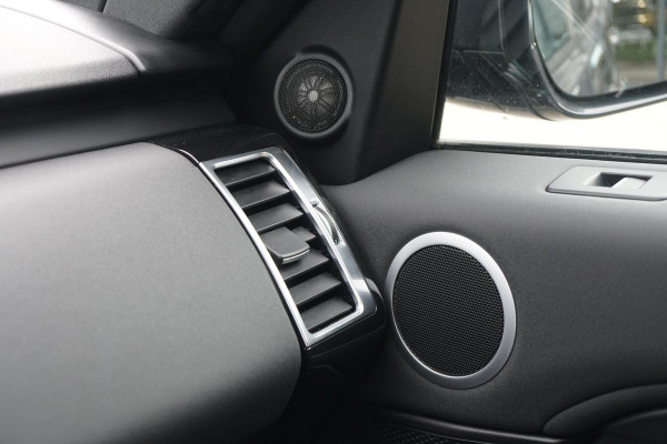 Land Rover Discovery 2.0 Sd4 / GRIJS KENTEKEN / TREKHAAK / CAMERA / STOELVERWARMING Land Rover Discovery 2.0 Sd4 / GRIJS KENTEKEN / TREKHAAK / CAMERA / STOELVERWARMING