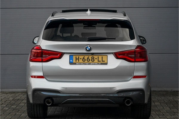 BMW X3 xDrive30e M-Sport Pano HUD CarPlay 20" BMW X3 xDrive30e M-Sport Pano HUD CarPlay 20"